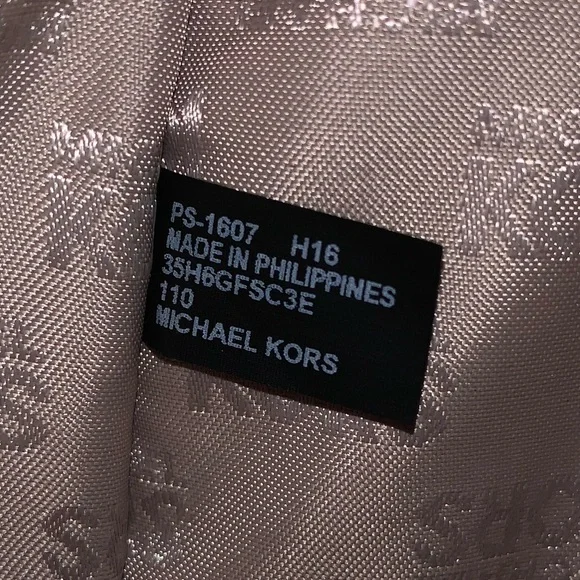 MICHAEL Michael Kors Snake Print Crossbody Bag - Picture 6 of 7